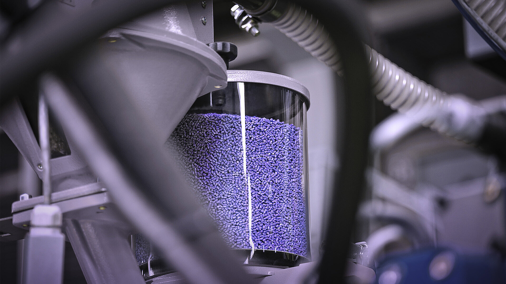 Belastbares, korrosionsfreies und energieeffizientes verarbeitbares Material Belastbares, korrosionsfreies und energieeffizientes verarbeitbares Material